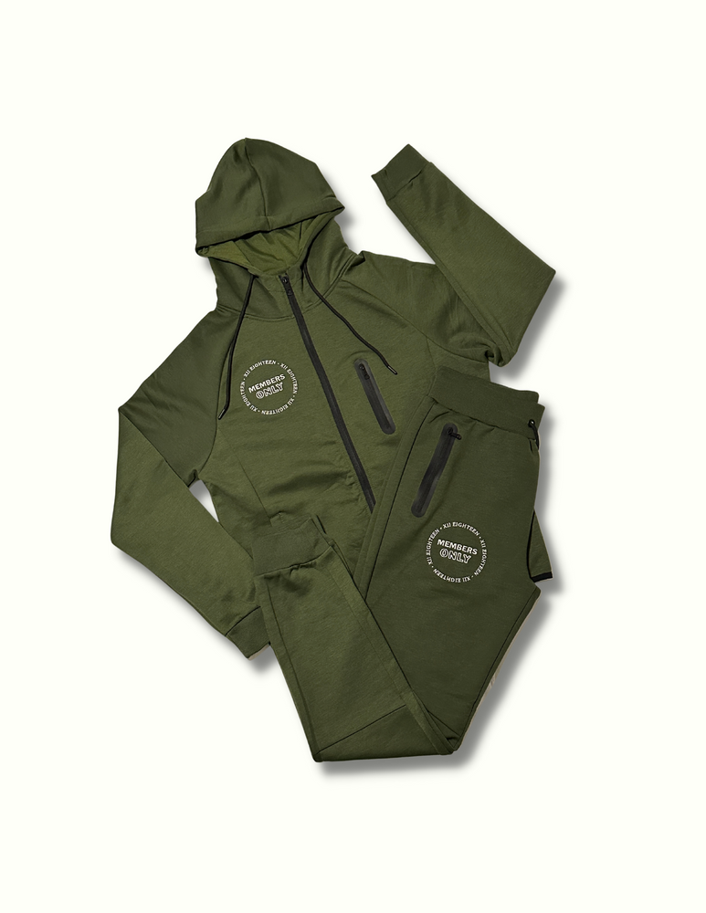 
            
                Load image into Gallery viewer, Unisex Signature Members Only Tech Tracksuit {Green}
            
        